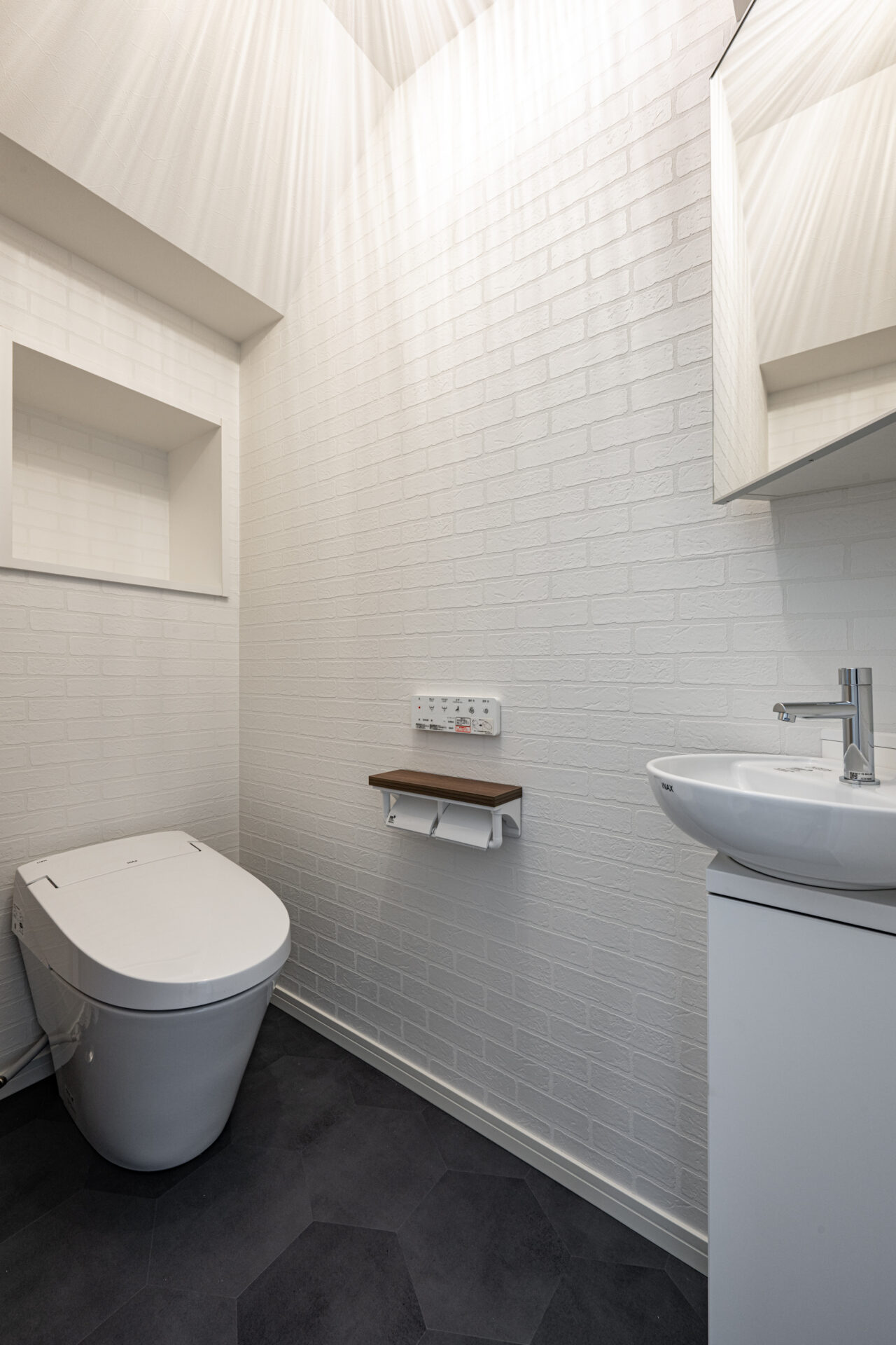 宇佐市2階建ての家